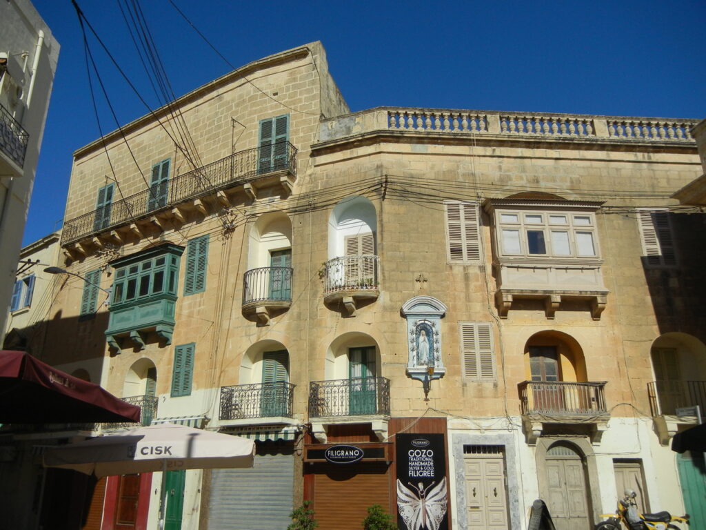 Piazza Indipendenza