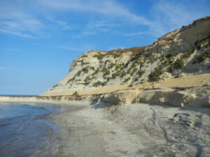 Għar Qawqla