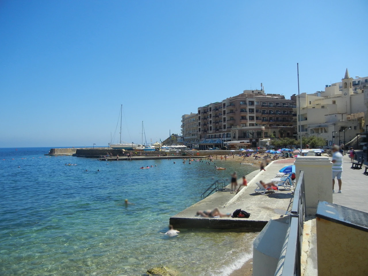 Marsalforn spiaggia